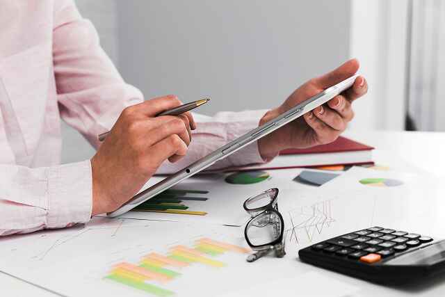 Trusted Auditing